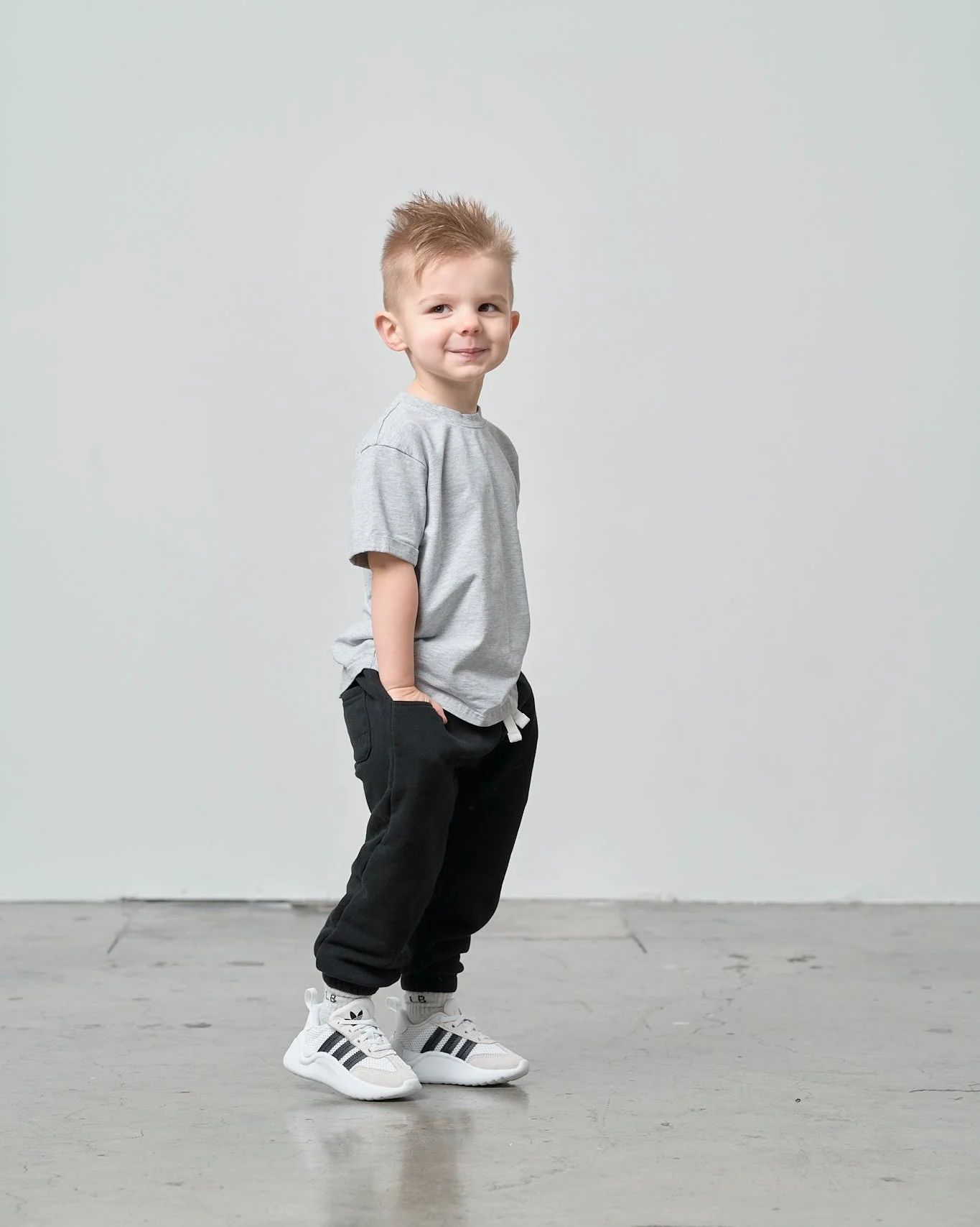 Basic Tee - Grey - Image 3