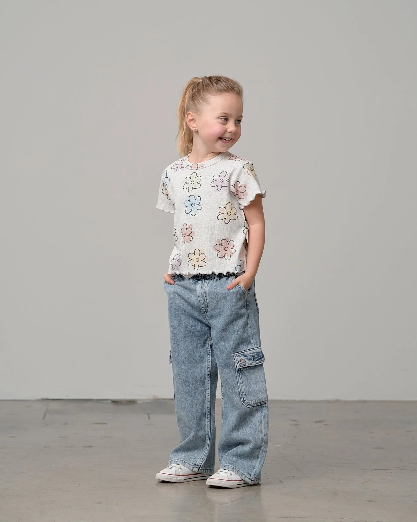 Cargo Denim Straight Leg - Light Wash - Image 5