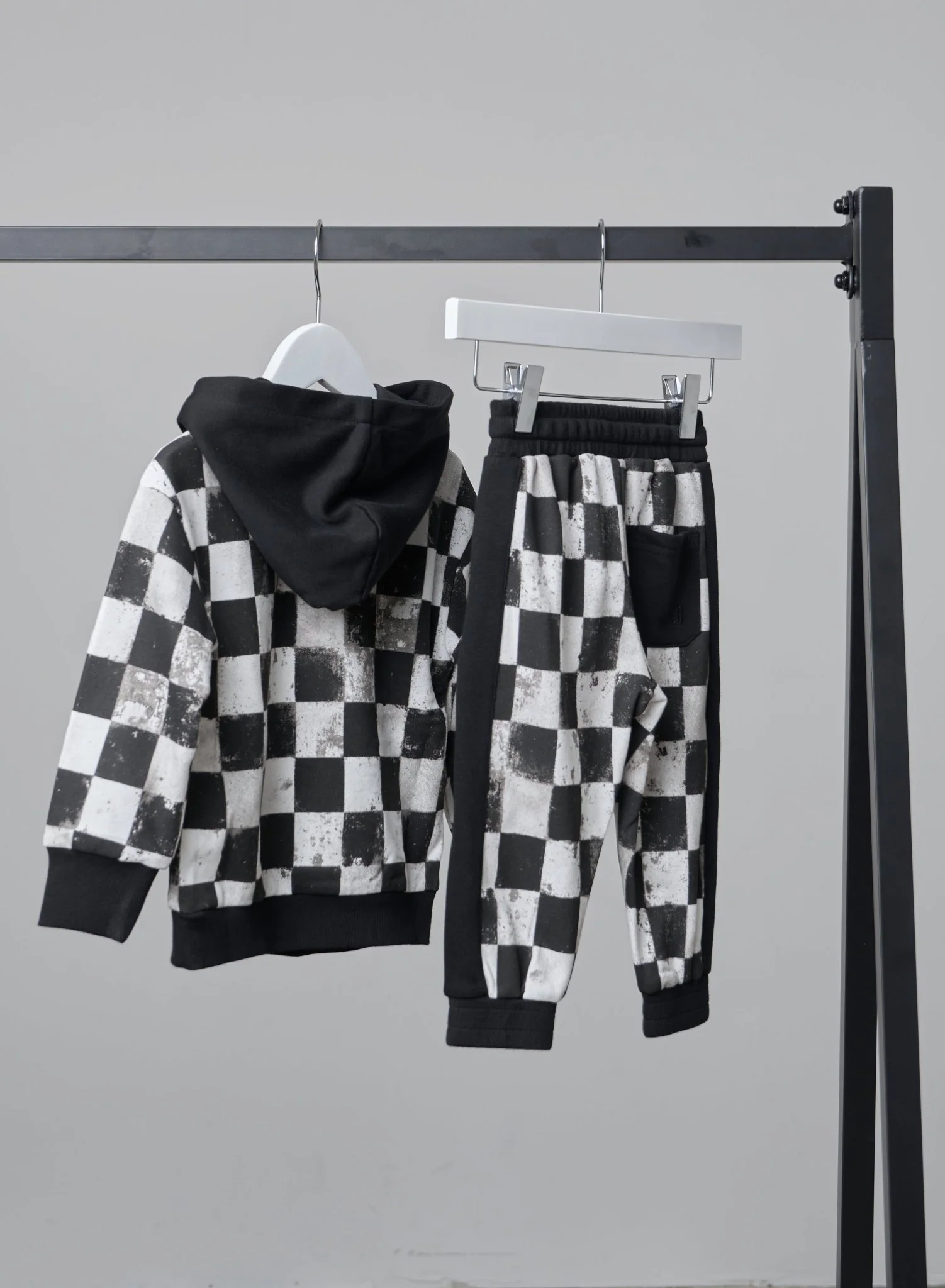 Checkered Hoodie - Black - Image 9