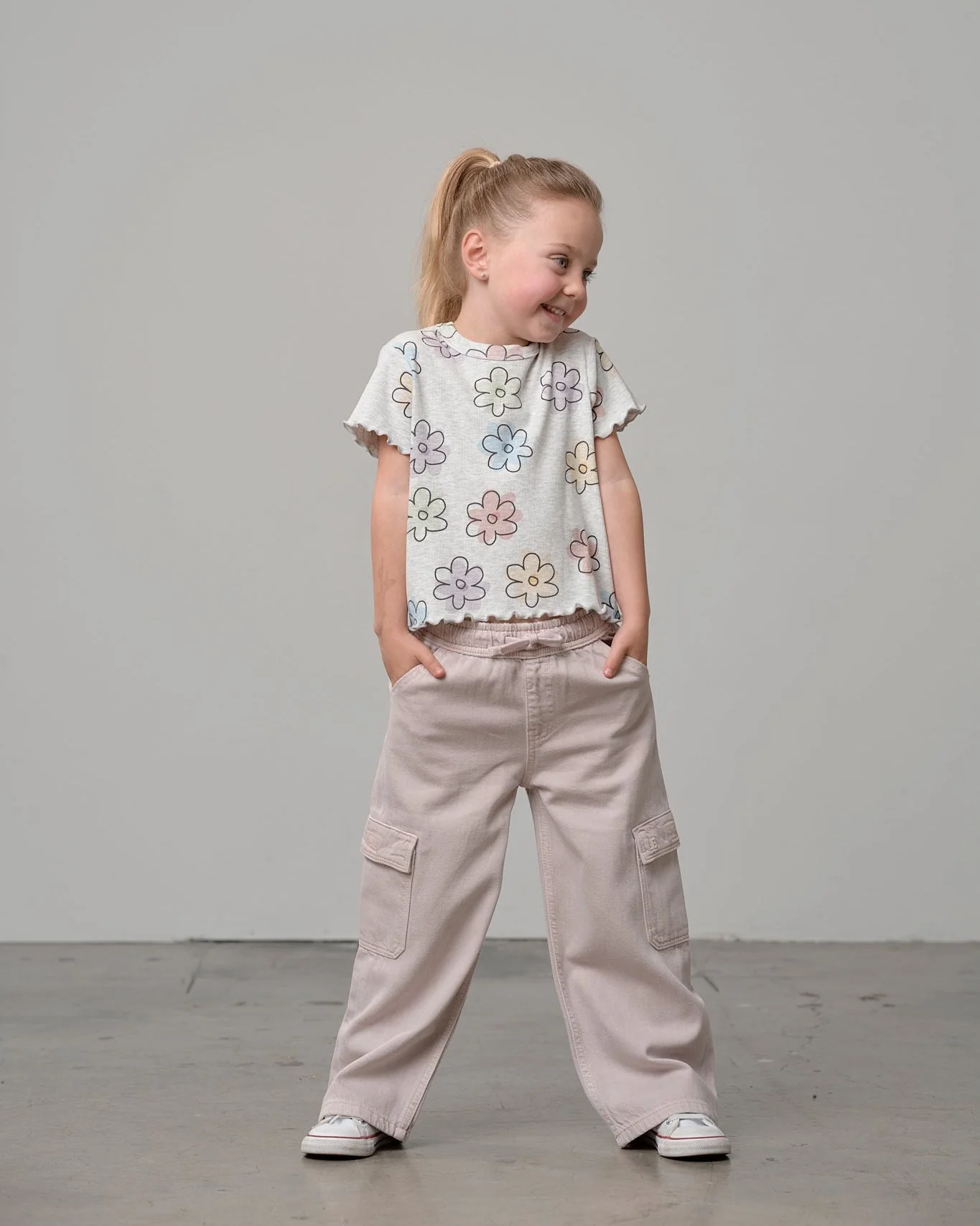 Ribbed Lettuce Trim Tee - Daisy Dreams - Image 6