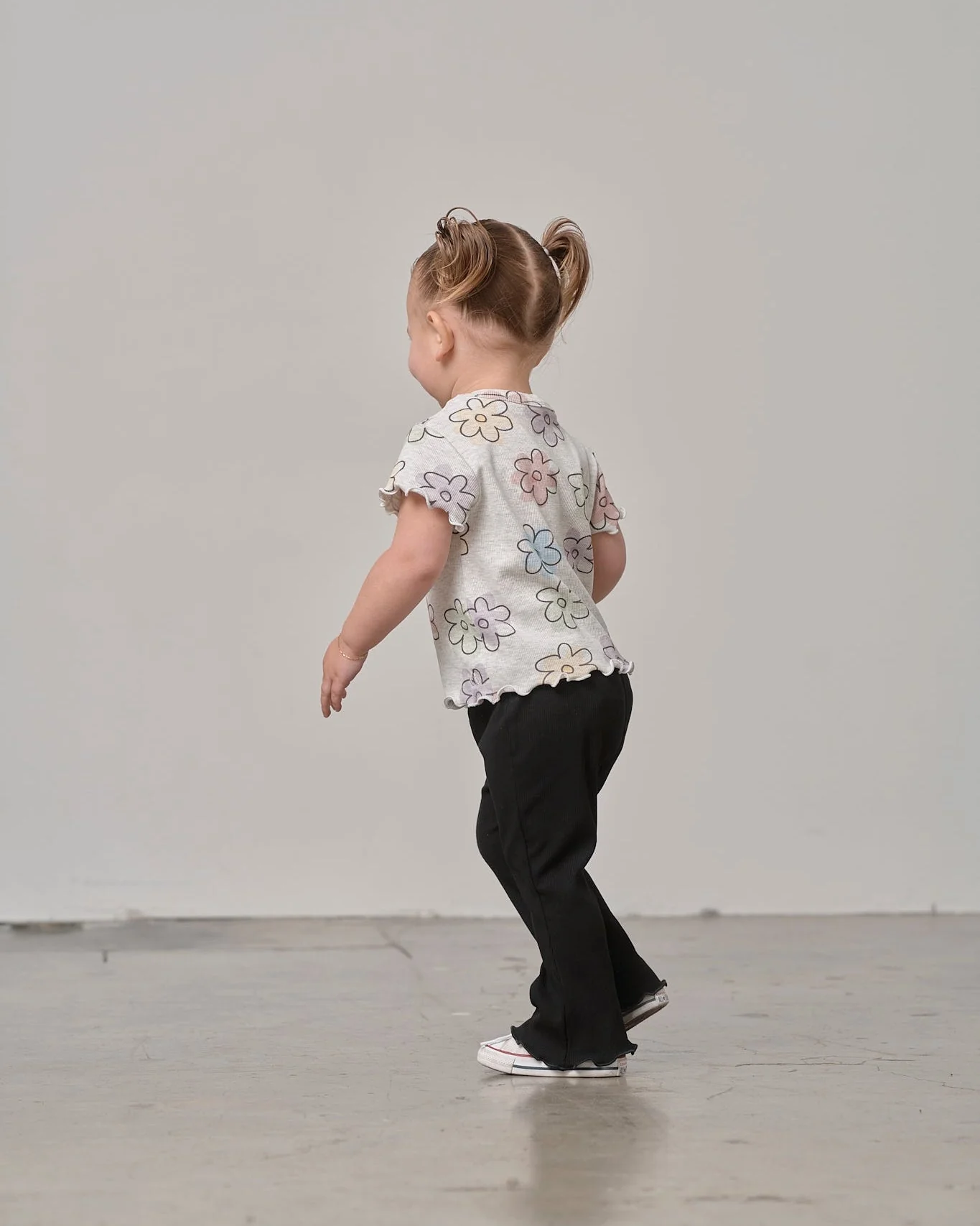 Ribbed Lettuce Trim Tee - Daisy Dreams - Image 8