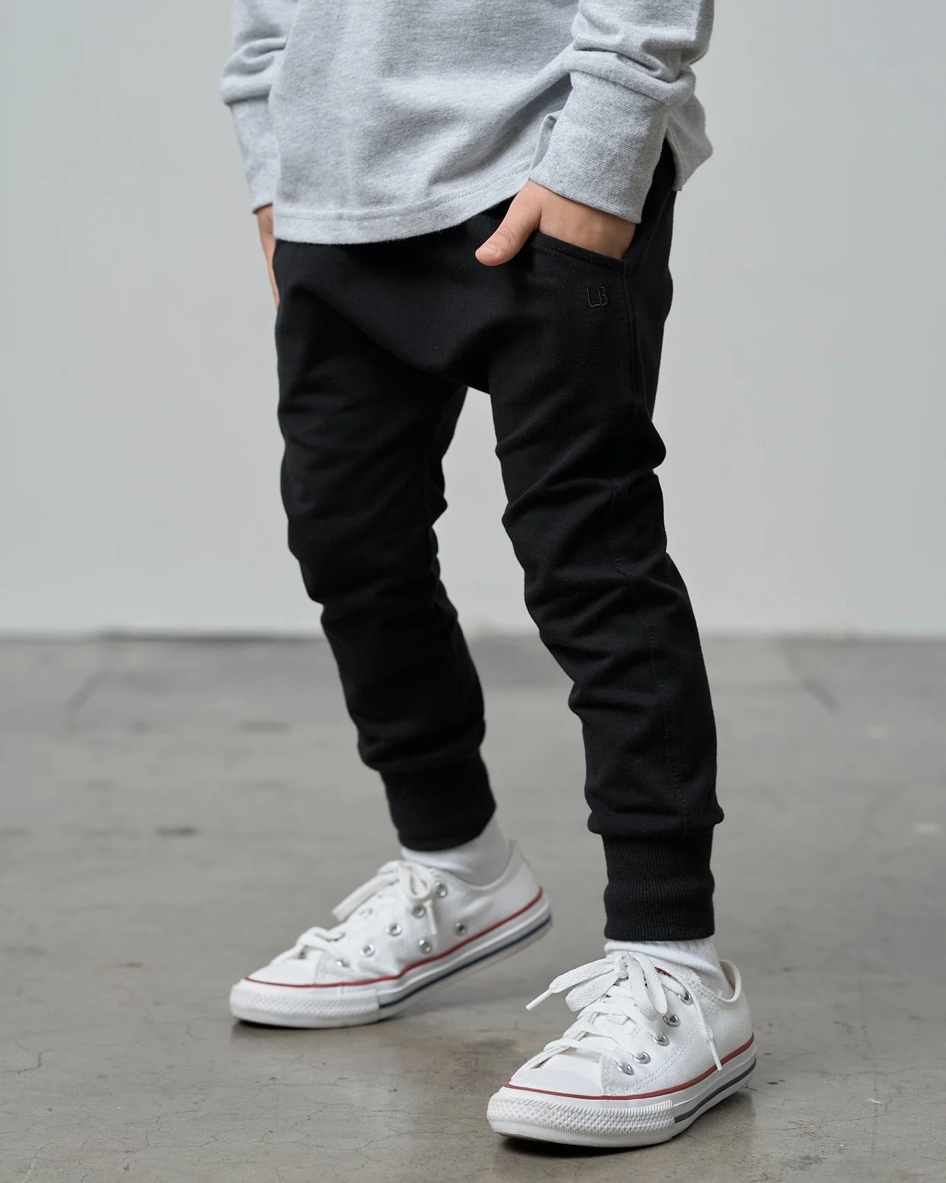 Jogger - Black - Image 11