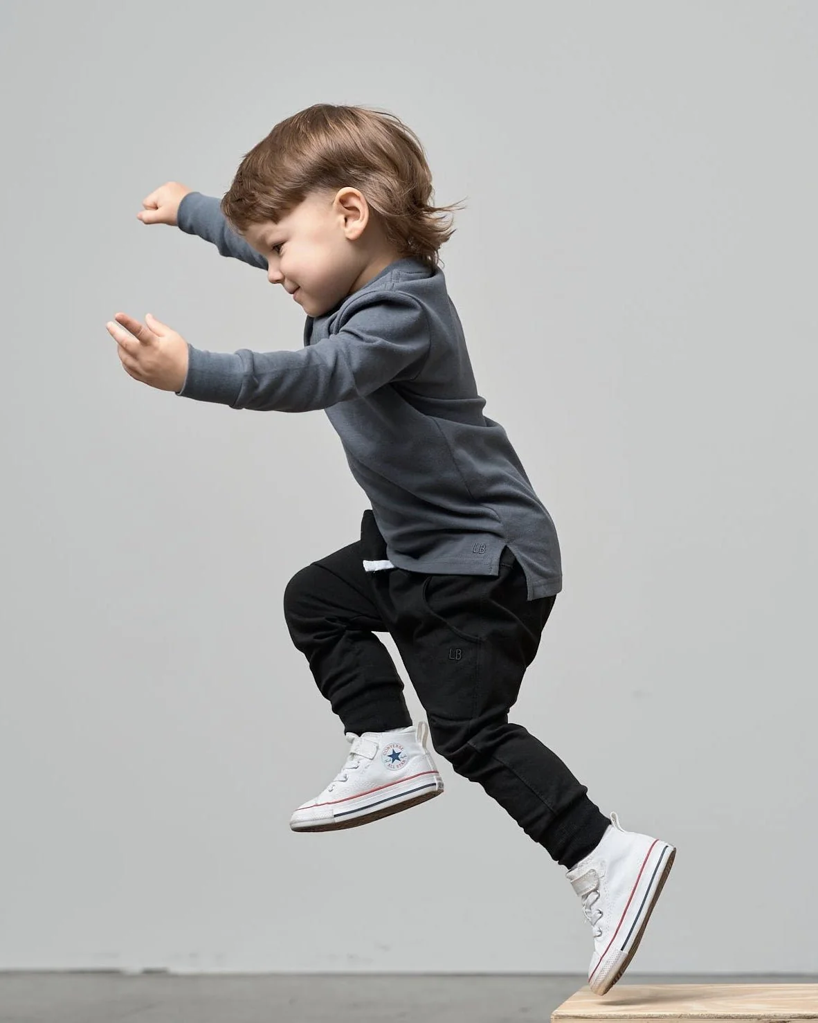 Jogger - Black - Image 4