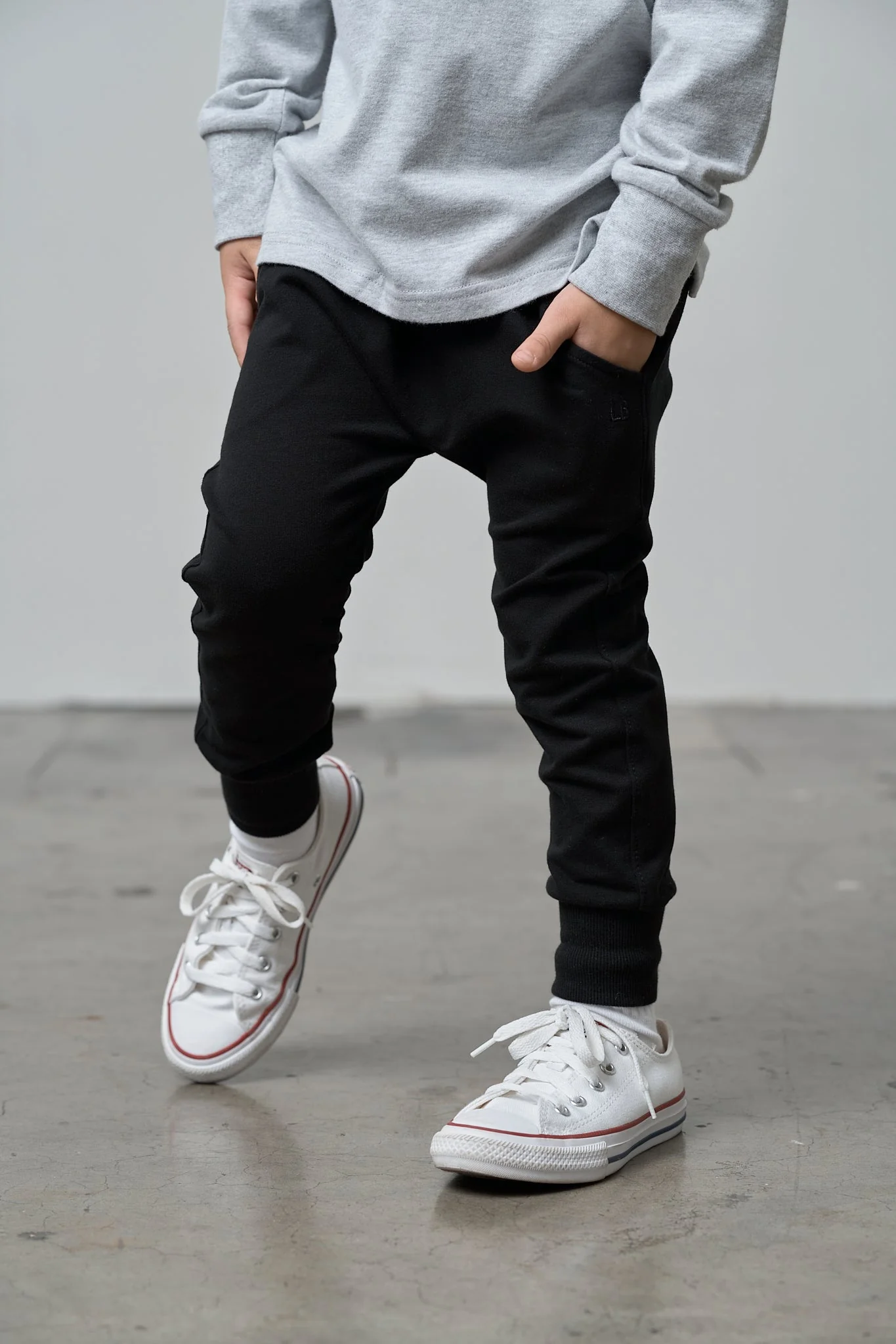 Jogger - Black - Image 6