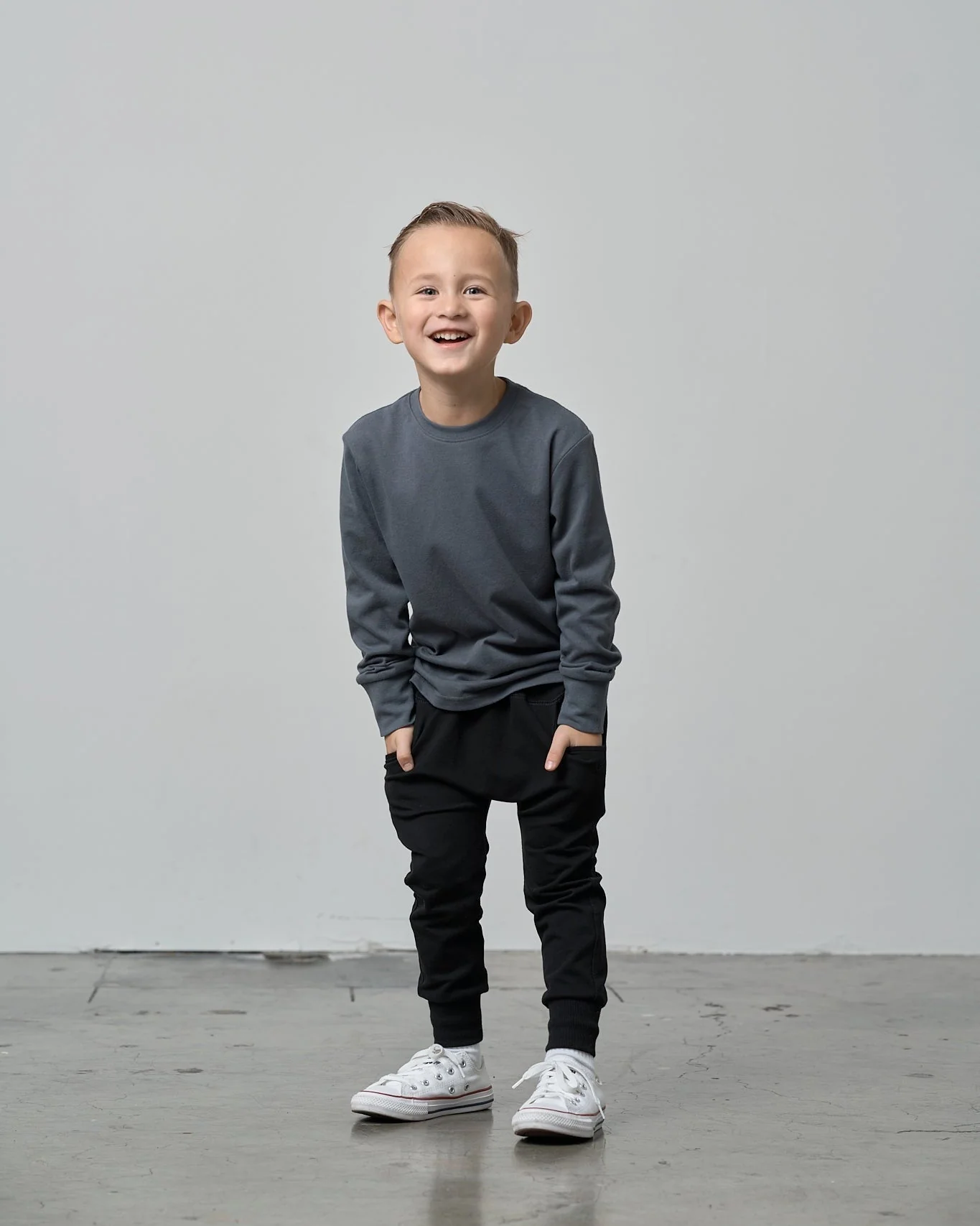 Jogger - Black - Image 8