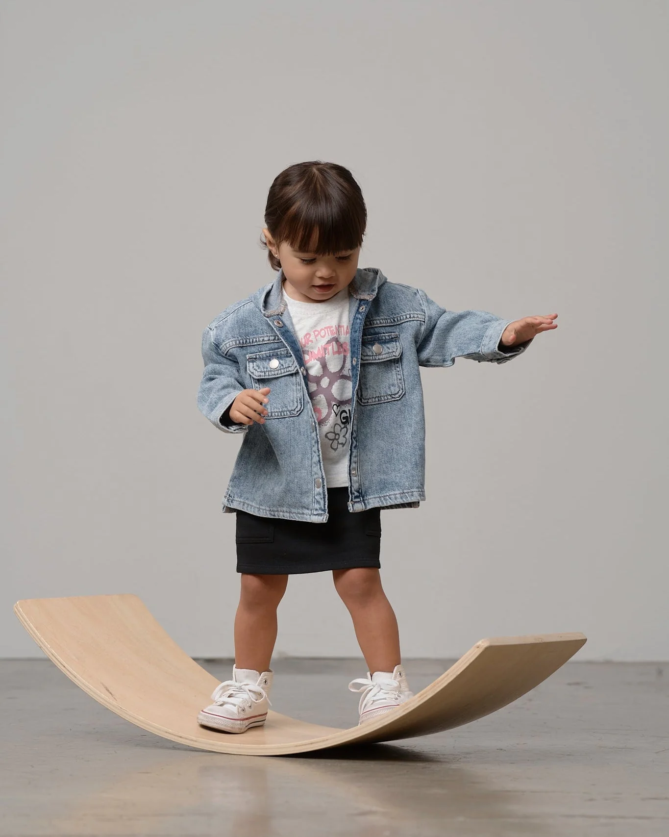 Lightweight Hooded Denim Jacket - Image 4