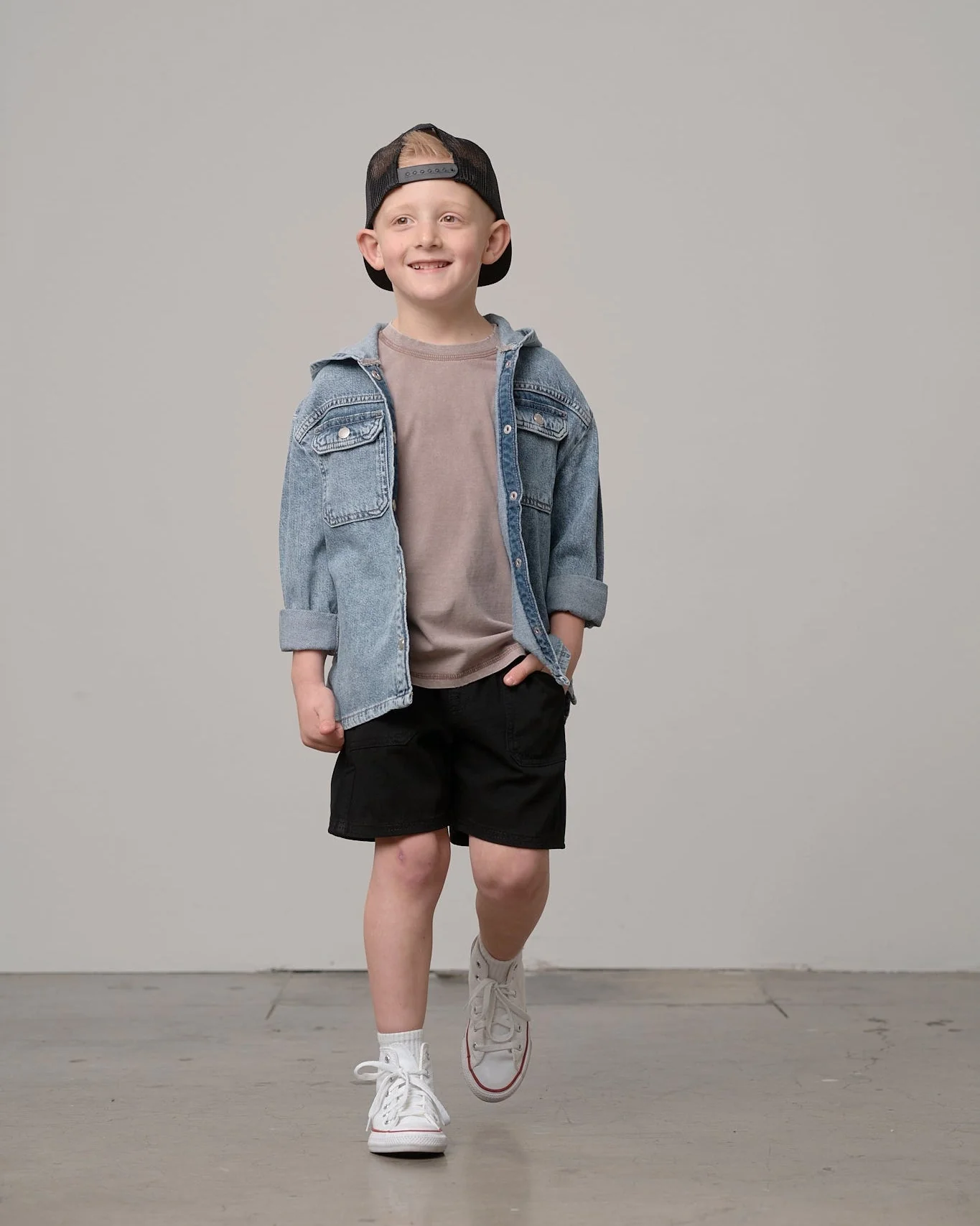 Lightweight Hooded Denim Jacket - Image 6
