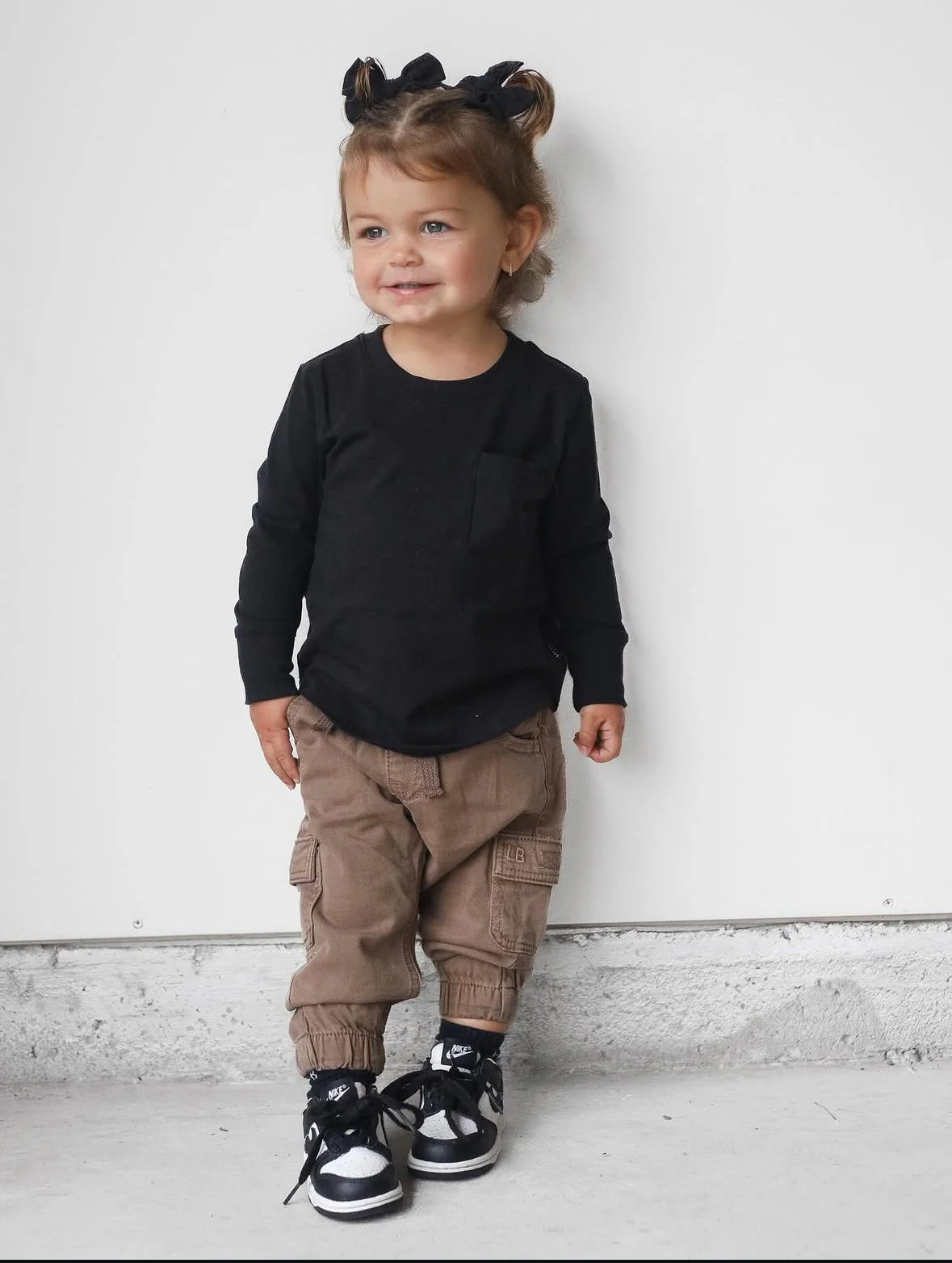 Long Sleeve Pocket Tee - Black - Image 3