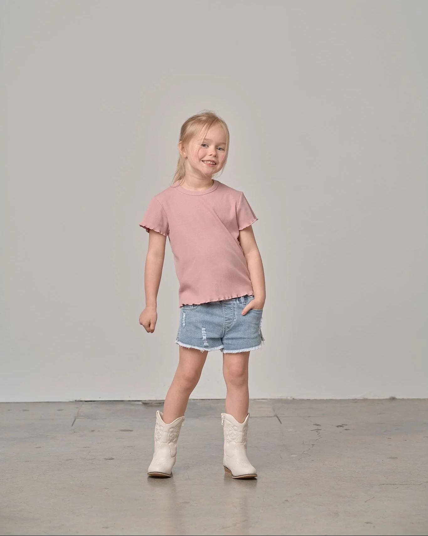 Ribbed Lettuce Trim Tee - Dusty Rosewood - Image 5