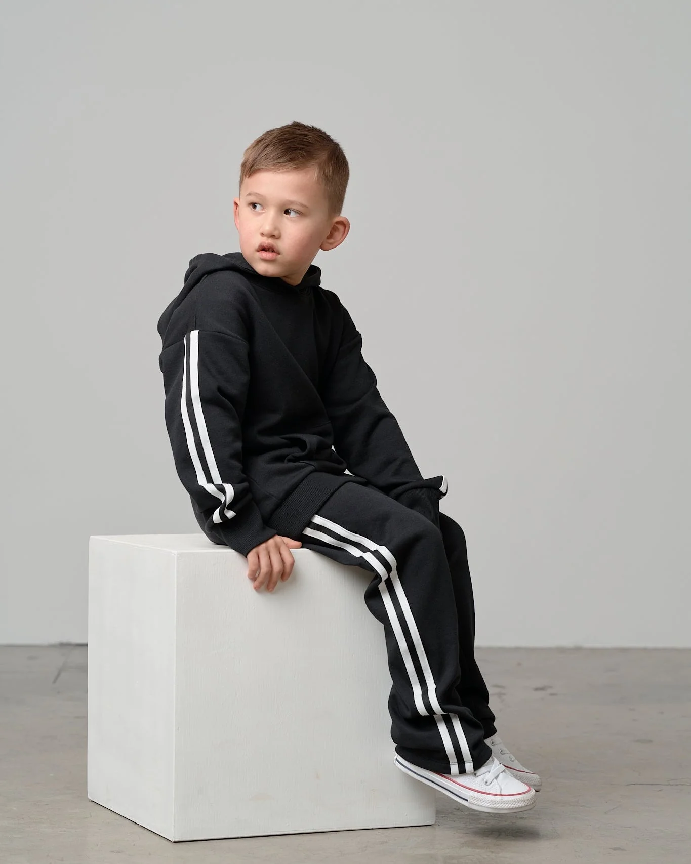 Side Trim Hoodie - Black - Image 7