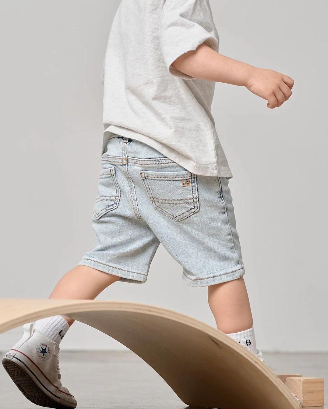 Straight Denim Short - Light Wash - Image 4