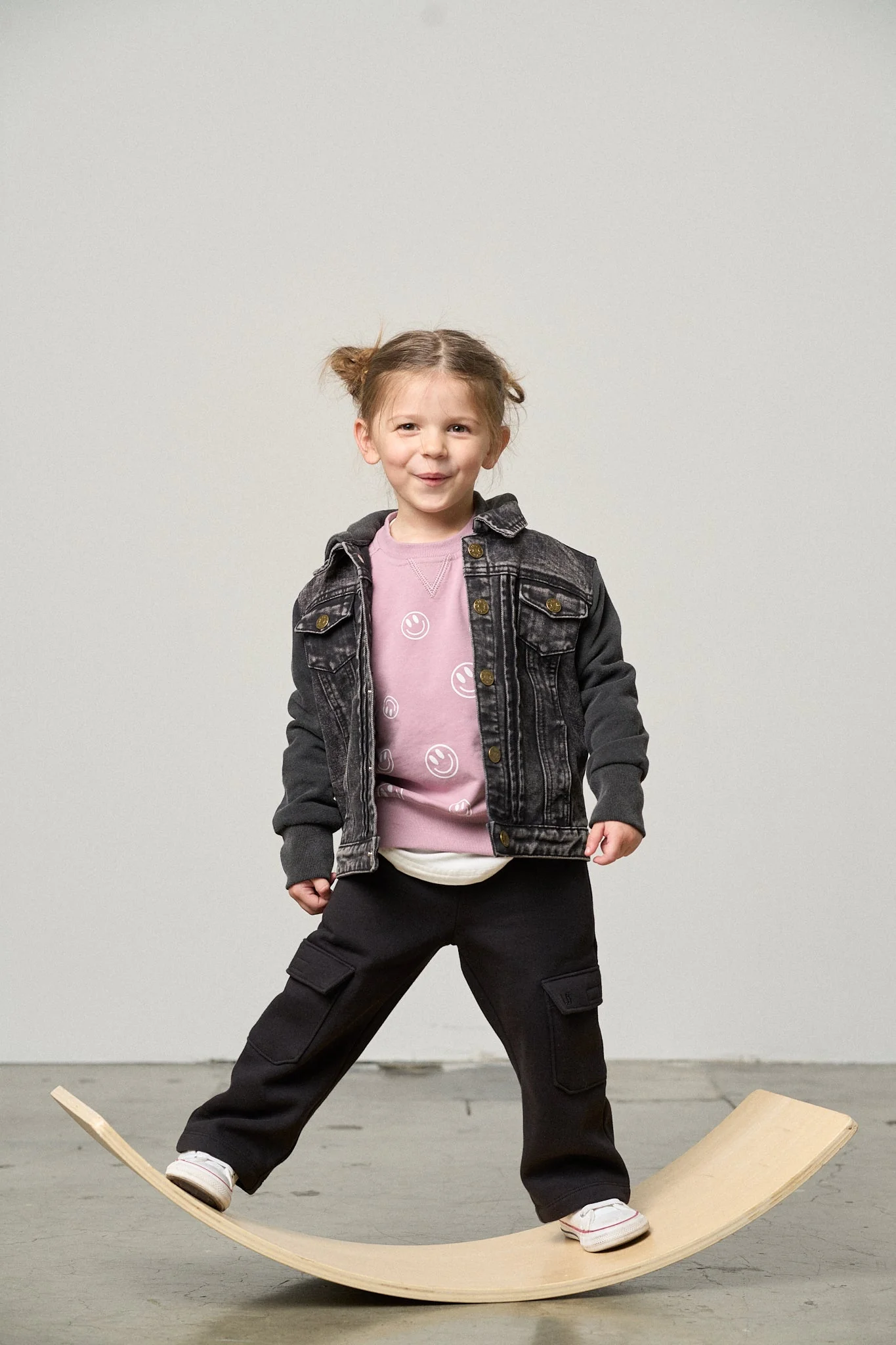Washed Hooded Denim Jacket - Black - Image 10