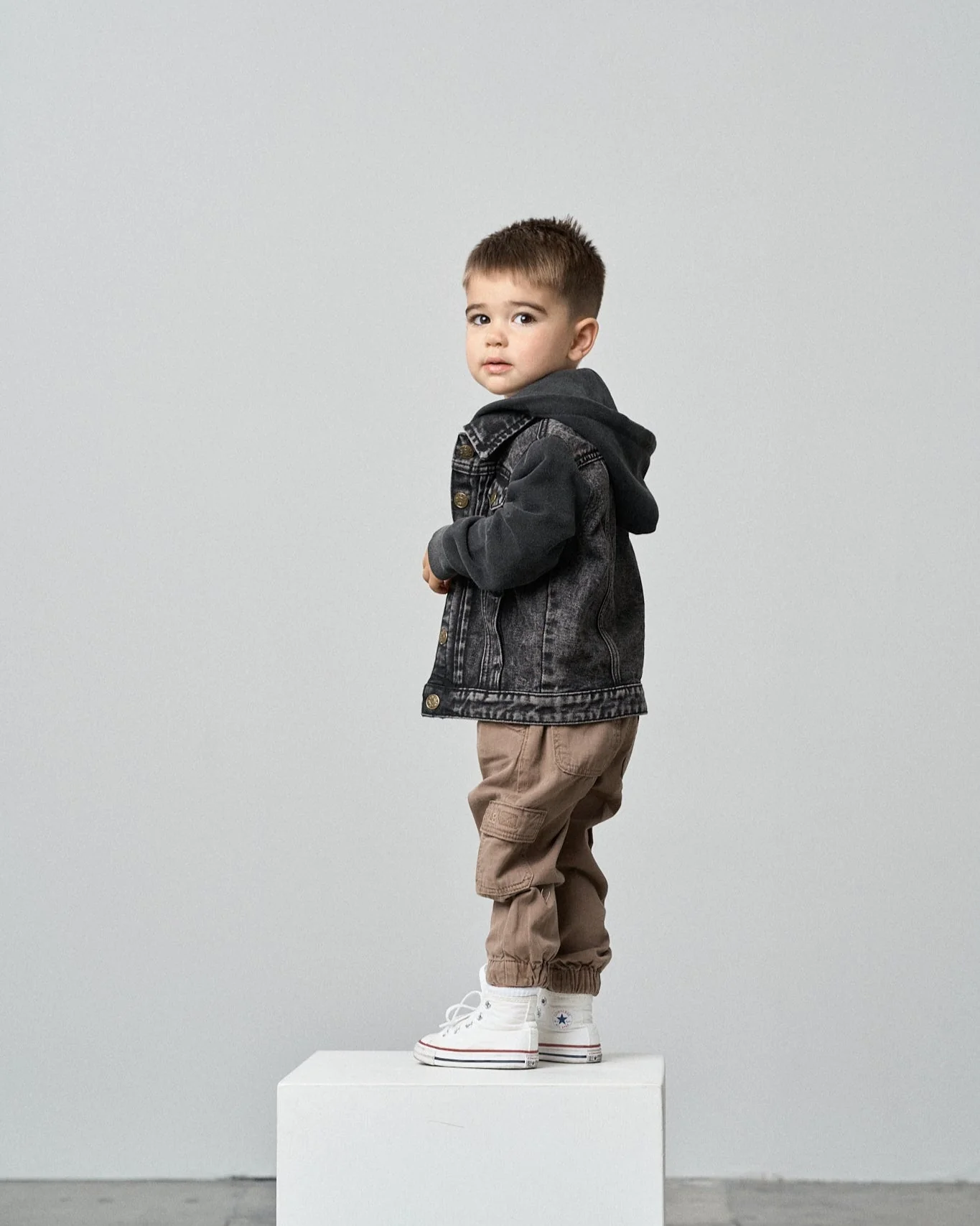 Washed Hooded Denim Jacket - Black - Image 4