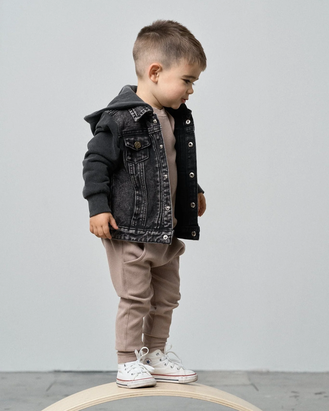 Washed Hooded Denim Jacket - Black - Image 8